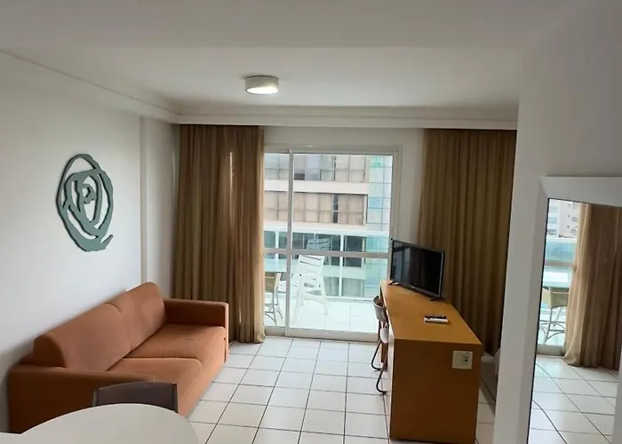 Praia Do Canto Apart Hotel - Quarto Sala E Varanda